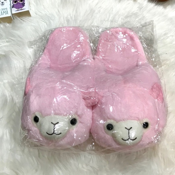 BRAND NEW Pink Plush Alpaca Slippers - Picture 7 of 12